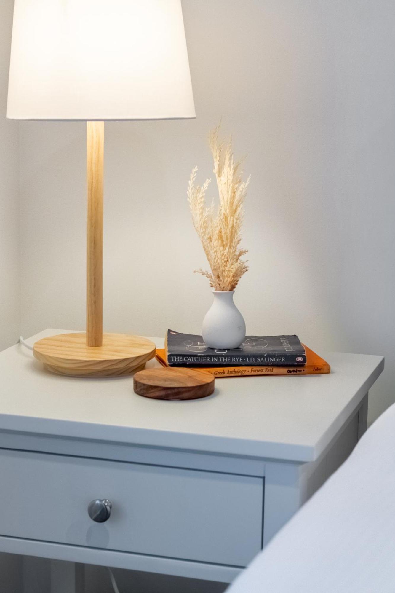 Urban Elegance - 2 Bed, 2 Bath In The Cbd Apartment Крайстчърч Екстериор снимка